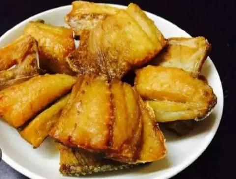 Hình ảnh cơm khô cá dứa 