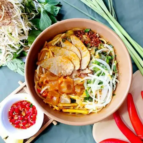 Hình ảnh Bún bò nạm - gân