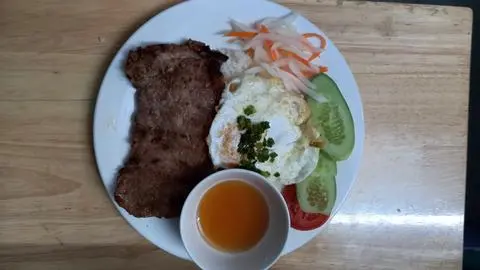 Hình ảnh cơm sườn trứng