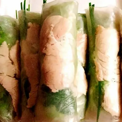 Hình ảnh Gỏi Cuốn Thịt Luộc (đặc biệt ) Thịt Nhiều