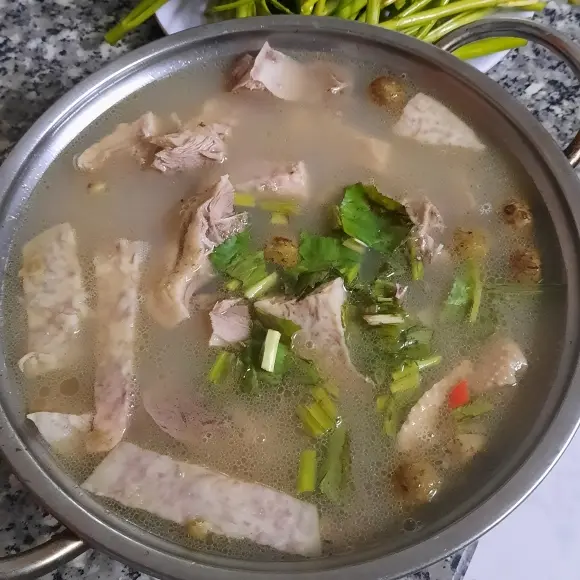 Hình ảnh Vịt om sấu lớn