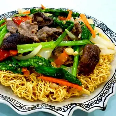 Hình ảnh Mì mềm xào thập cẩm