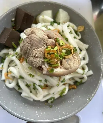 Hình ảnh Bánh canh giò heo nạc