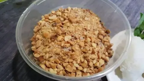 Hình ảnh muối mè chấm cơm lam