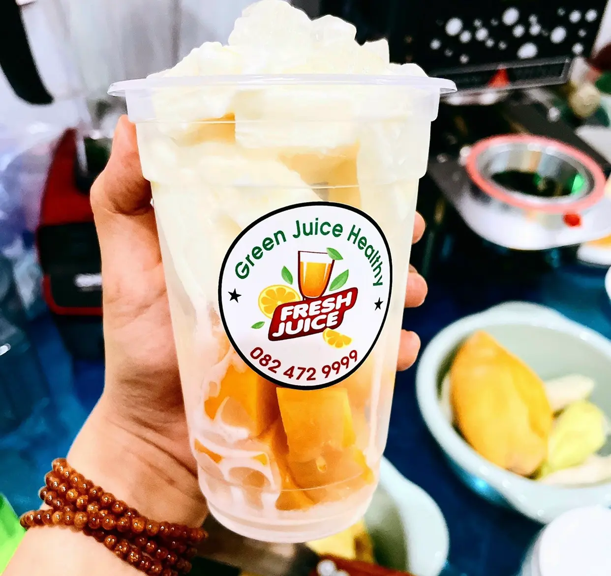 Hình ảnh Sữa Chua Dẻo Xoài + Trân Châu Cốt Dừa
