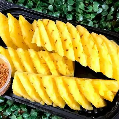 Hình ảnh Thơm gọt sẵn