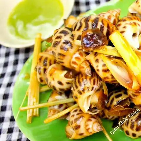 Hình ảnh Ốc hương xào xả ớt
