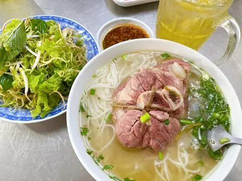 Hình ảnh Bún giò heo Củ Chi (Giò khoanh nạc)
