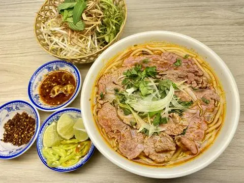 Hình ảnh Bún tái