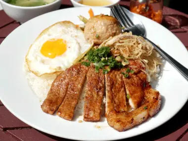 Hình ảnh Cơm Sườn - Bì - Ốp La - Xíu Mại