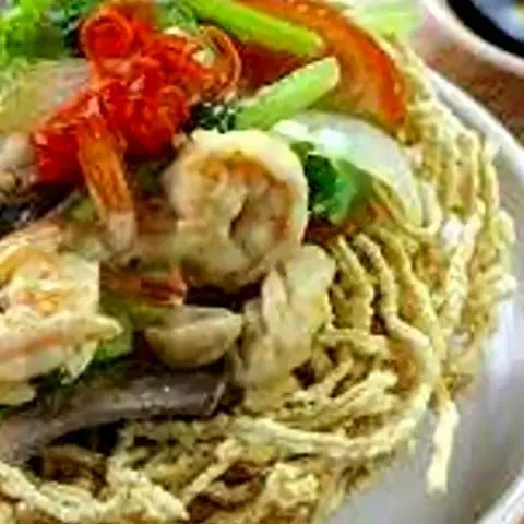 Hình ảnh Mì xào giòn thập cẩm
