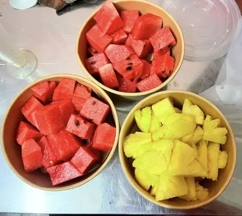 Hình ảnh DƯA HẤU BỔ SẴN