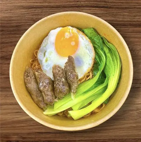 Hình ảnh Mì Trộn Trứng + Bò Nướng Mỡ Chài