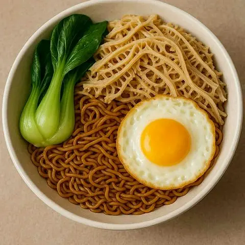 Hình ảnh Mì indo trộn lá xách