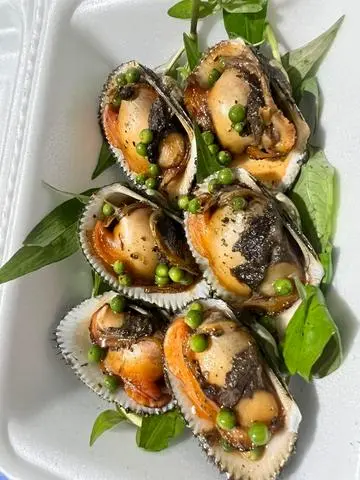 Hình ảnh sò lông nướng tiêu xanh