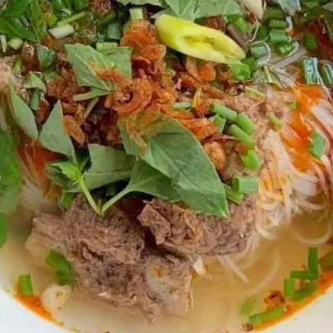 Hình ảnh hủ tíu mì gói sườn sụn 