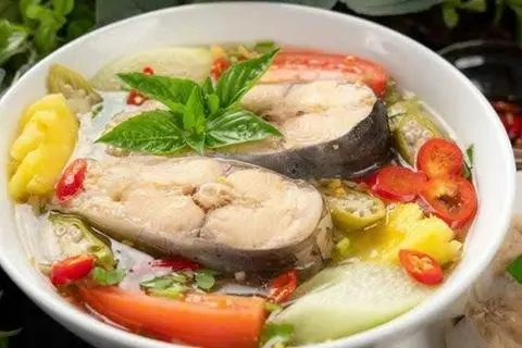 Hình ảnh Cơm Canh Chua Cá Hú