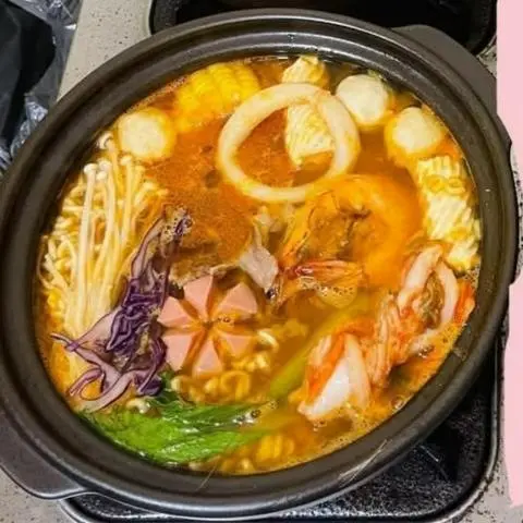 Hình ảnh Mì cay thập cẩm