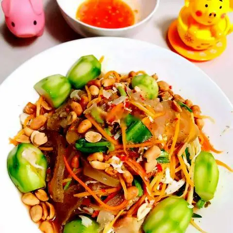 Hình ảnh Gỏi gân bò cuộn