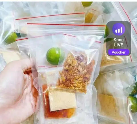 Hình ảnh Bánh Tráng chấm sốt tắc * hot**