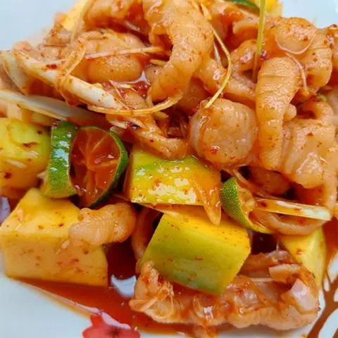 Hình ảnh chân gà không xương xào sate