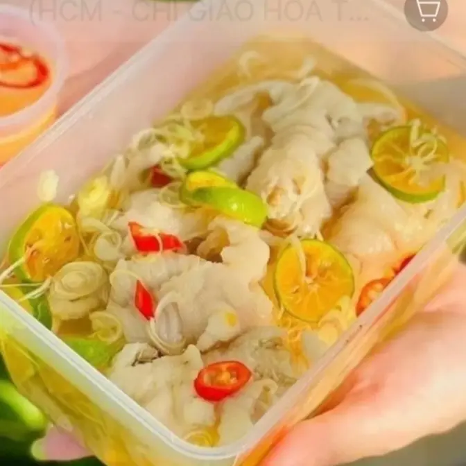 Hình ảnh CHÂN GÀ RÚT XƯƠNG NGÂM XẢ TẮT 