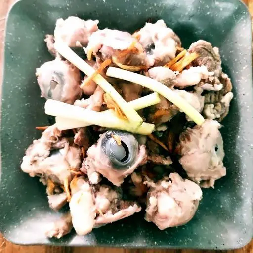 Hình ảnh MẮT HEO 