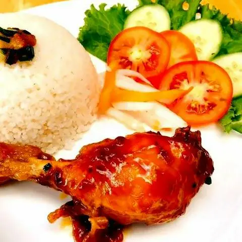 Hình ảnh Cơm gà nước mắm