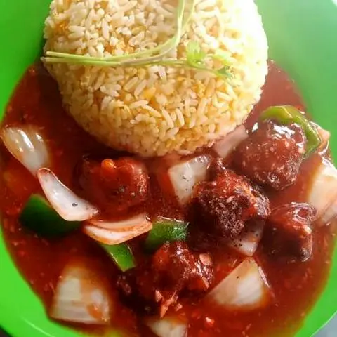 Hình ảnh Cơm chiên sườn chua ngọt