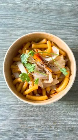 Hình ảnh Nui xào rau củ