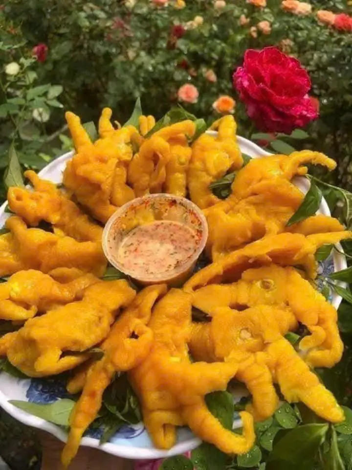 Hình ảnh CHÂN GÀ Ủ MUỐI 500G SIÊU NGON