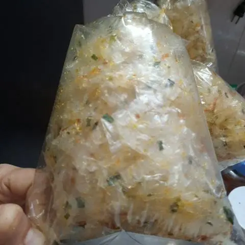 Hình ảnh Bánh tráng sợi dầu hành chay