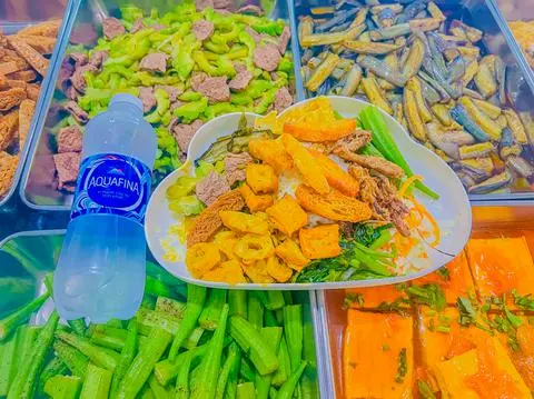 Hình ảnh cơm thập Cẩm +sườn non sốt me chua ngọt
