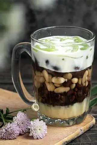 Hình ảnh Chè thập cẩm sầu