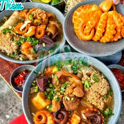 Hình ảnh Huyết thêm