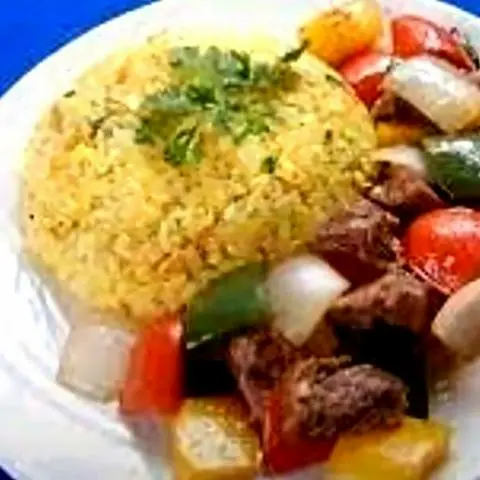 Hình ảnh Cơm chiên bò lúc lắc