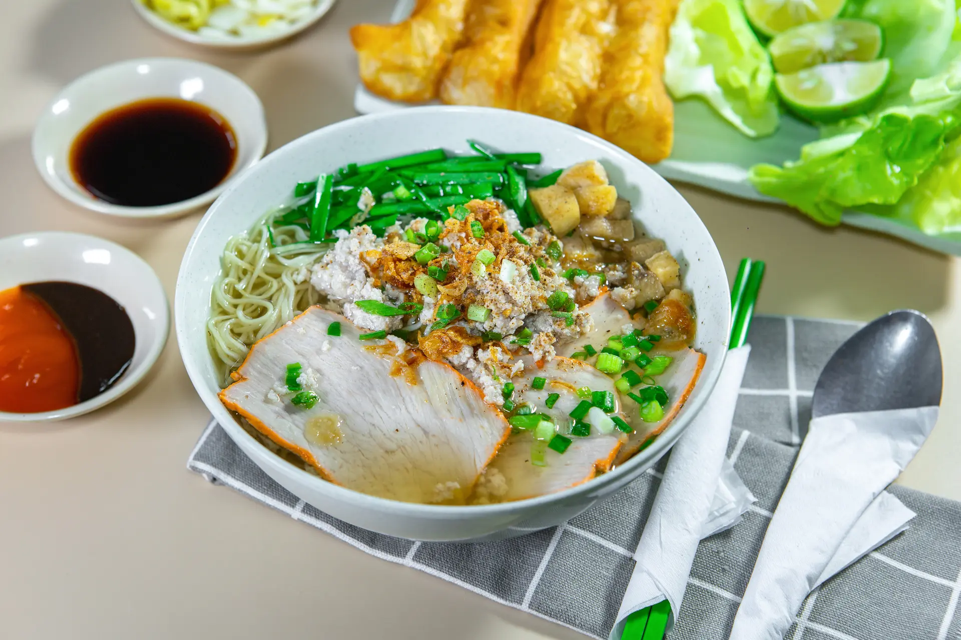 Hình ảnh Mì thịt