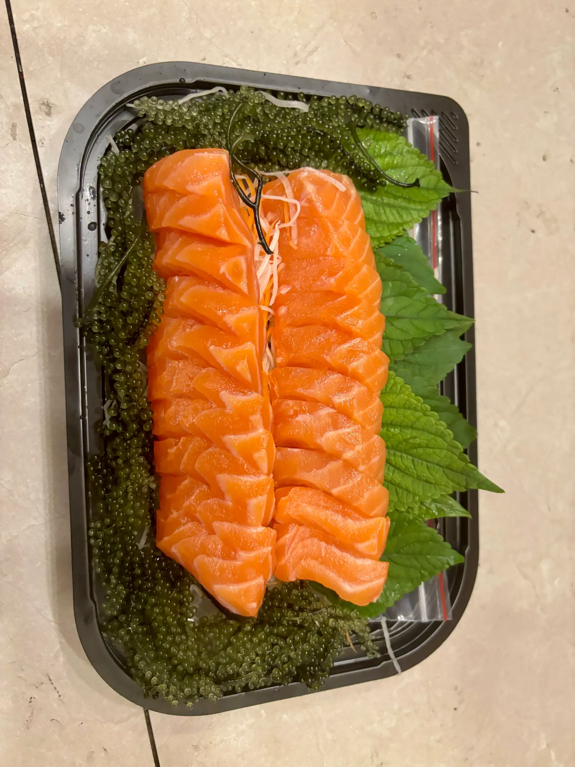 Hình ảnh S26- sashimi cá hồi 400gr