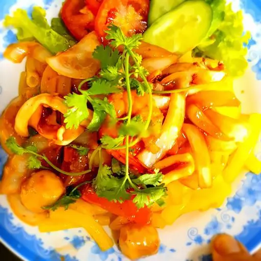 Hình ảnh Nui xào hải sản