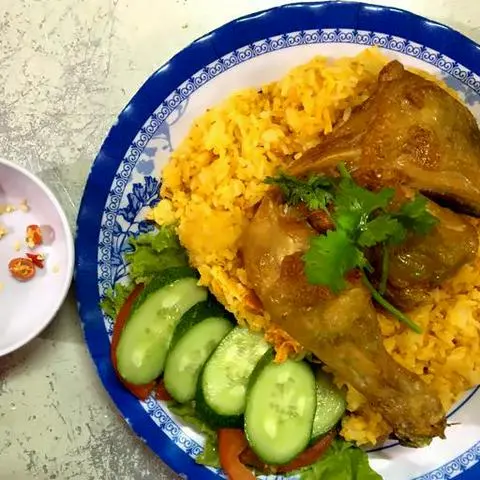 Hình ảnh Cơm gà xối mở