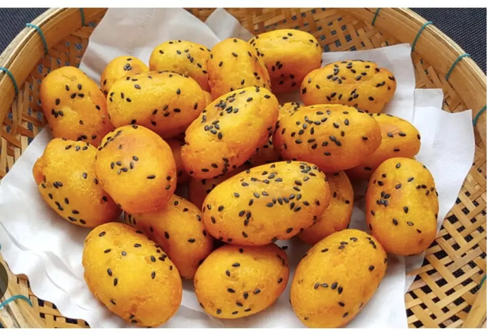 Hình ảnh Khoai lang kén lắc phô mai