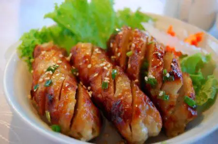 Hình ảnh Nem nướng thêm (1 cây)