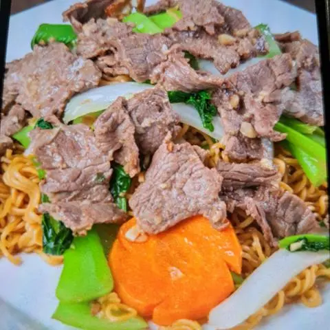 Hình ảnh Mì Gói Xào Bò 