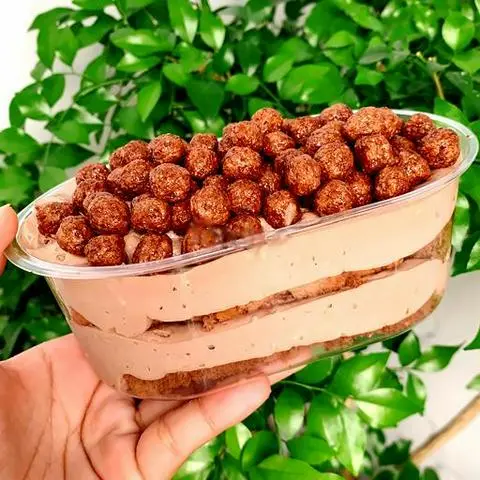 Hình ảnh Bánh milo kem size vừa 