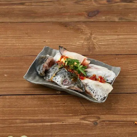 Hình ảnh Đầu Cá Hồi Thêm 200g