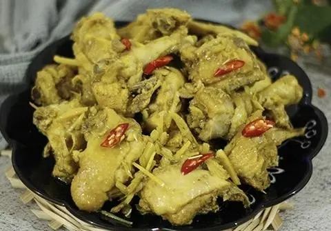 Hình ảnh Cơm Gà kho sả