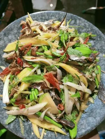 Hình ảnh GỎI XOÀI CÁ KHÔ 