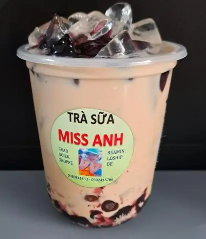 Hình ảnh Trà sữa dâu khoai môn