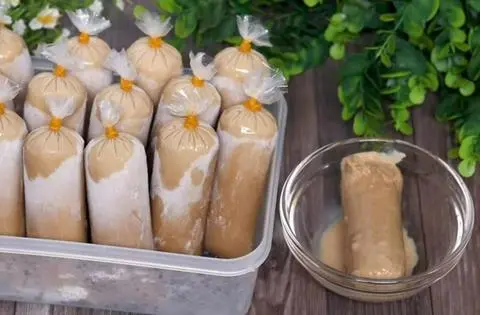Hình ảnh Kem túi cà phê sữa