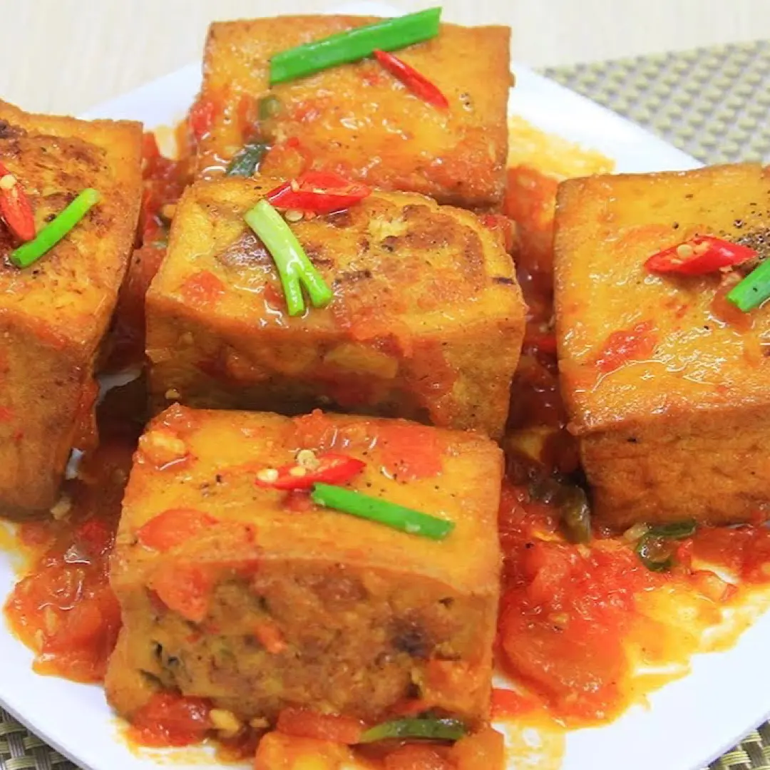 Hình ảnh Cơm đậu hủ dồn thịt sốt cà